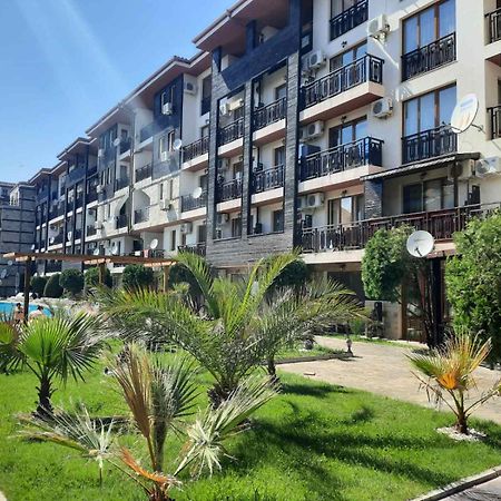 Апатаменти За Гости Sunshine И Glory Διαμέρισμα Sveti Vlas Εξωτερικό φωτογραφία